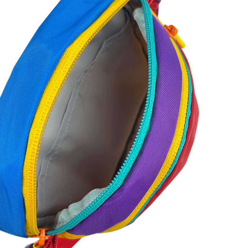 Large-capacity main compartment #Large-capacity main compartment